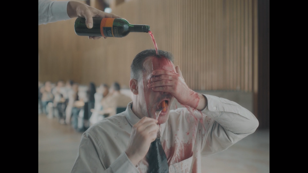 2025 戛纳企业媒体与电视奖 金奖《别视而不见》（Look Around, Not Away）