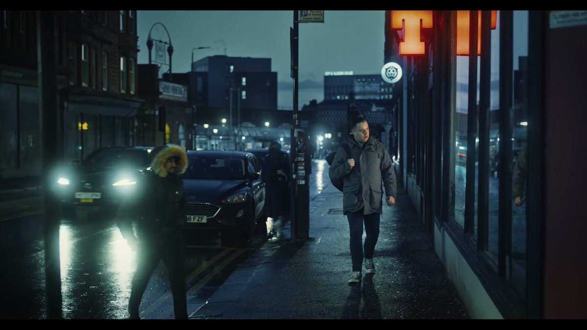 2025 戛纳企业媒体与电视奖 金奖《你还好吗？》（Are You OK?）